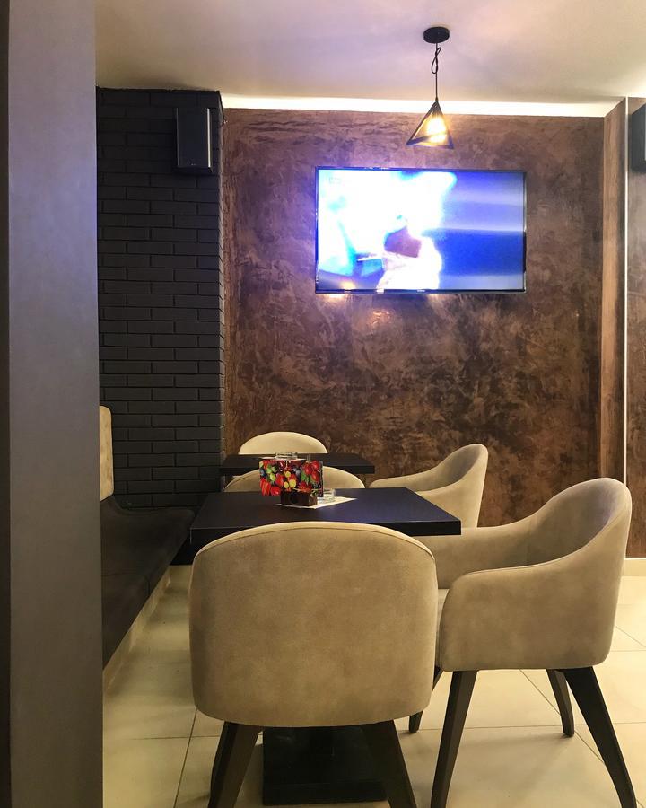 Golden Inn Hotel Majdanpek Eksteriør bilde