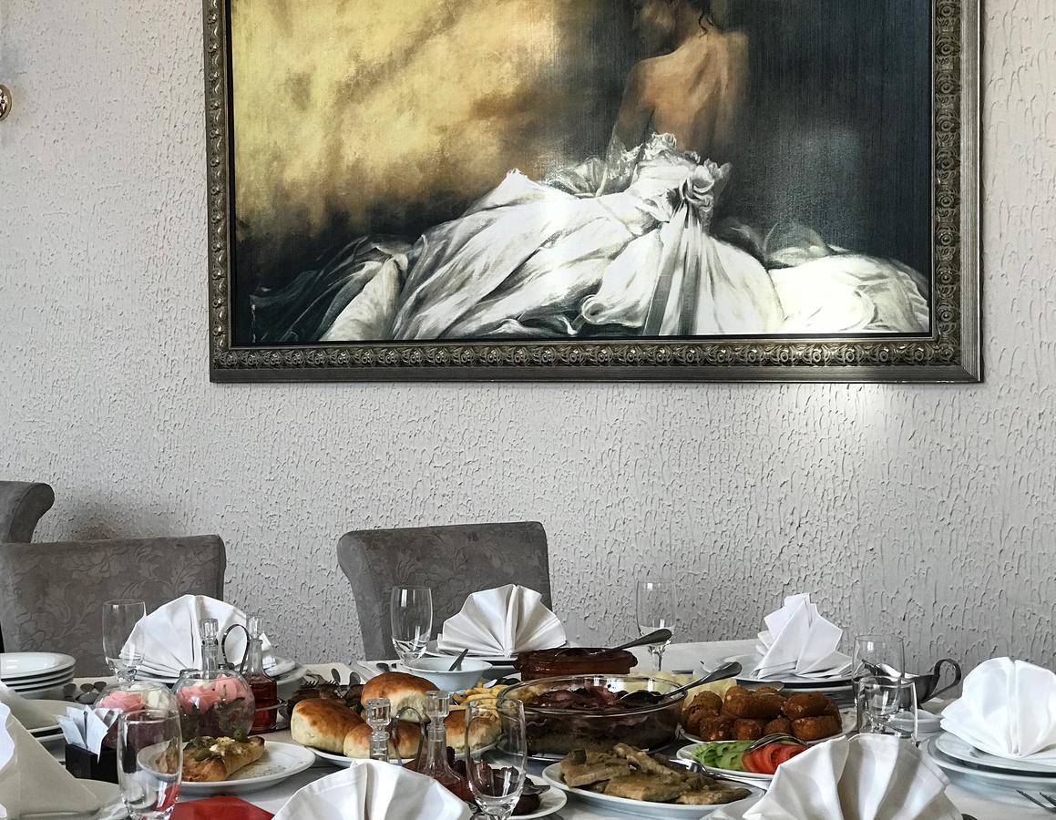 Golden Inn Hotel Majdanpek Eksteriør bilde