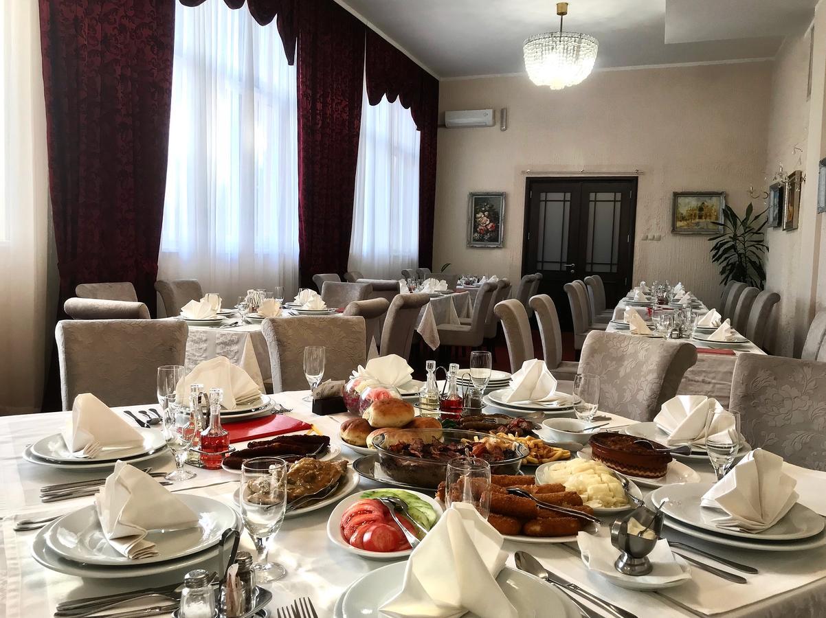 Golden Inn Hotel Majdanpek Eksteriør bilde