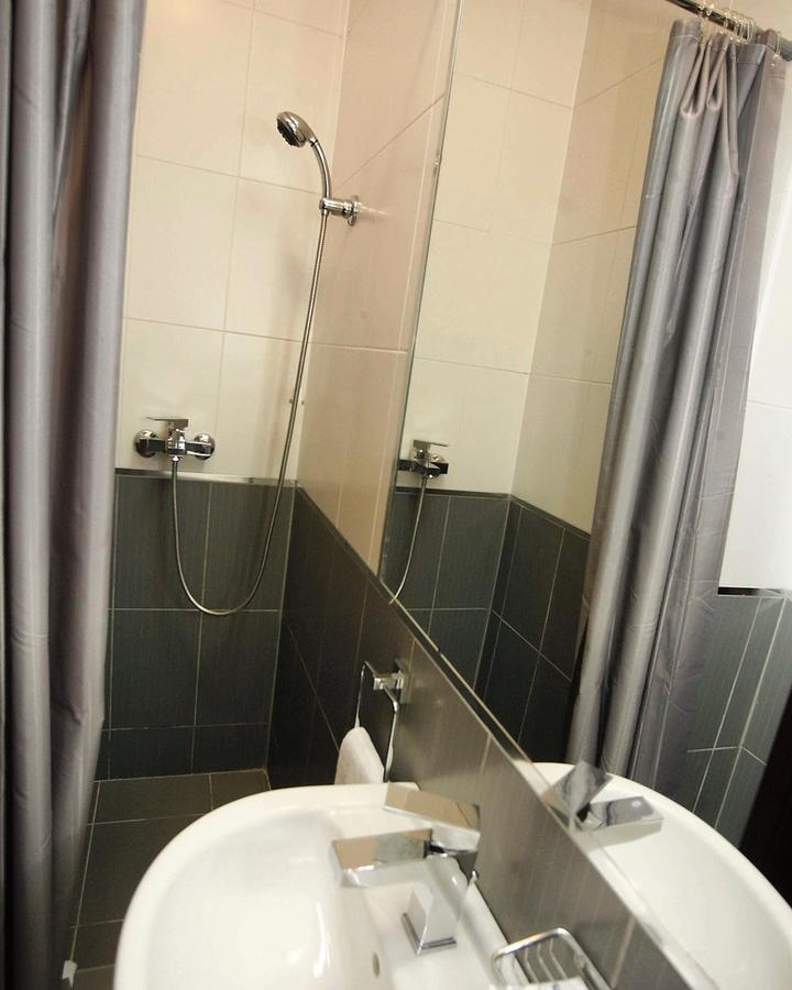 Golden Inn Hotel Majdanpek Eksteriør bilde