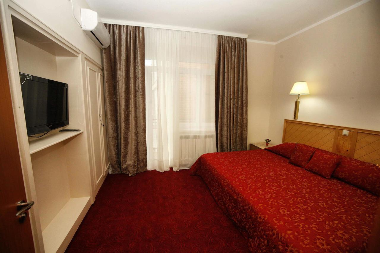 Golden Inn Hotel Majdanpek Eksteriør bilde