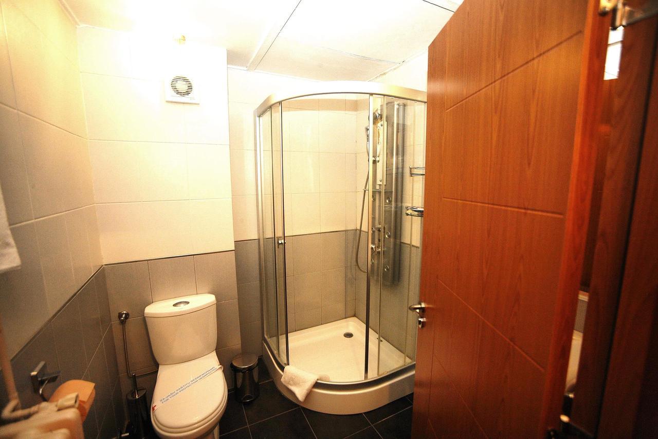 Golden Inn Hotel Majdanpek Eksteriør bilde